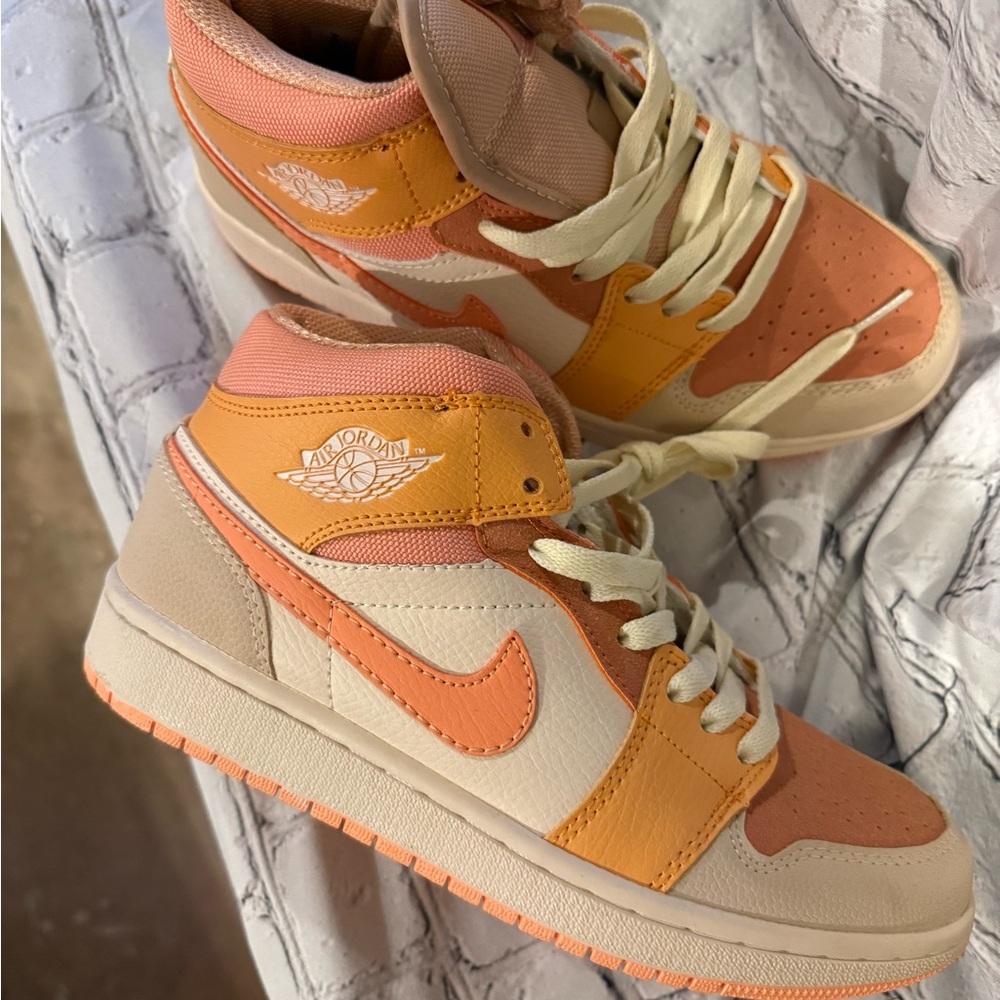 Jordan Women's Orange and Cream Sneakers